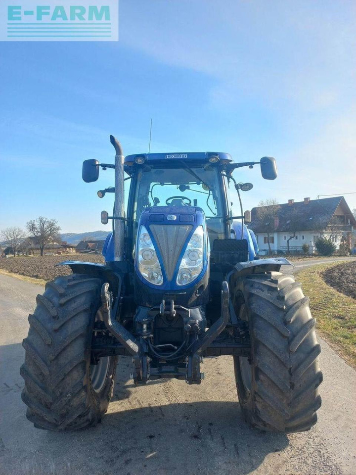New Holland t7.210 auto command - Τρακτέρ: φωτογραφία 2 New Holland t7.210 auto command - Τρακτέρ: φωτογραφία 2