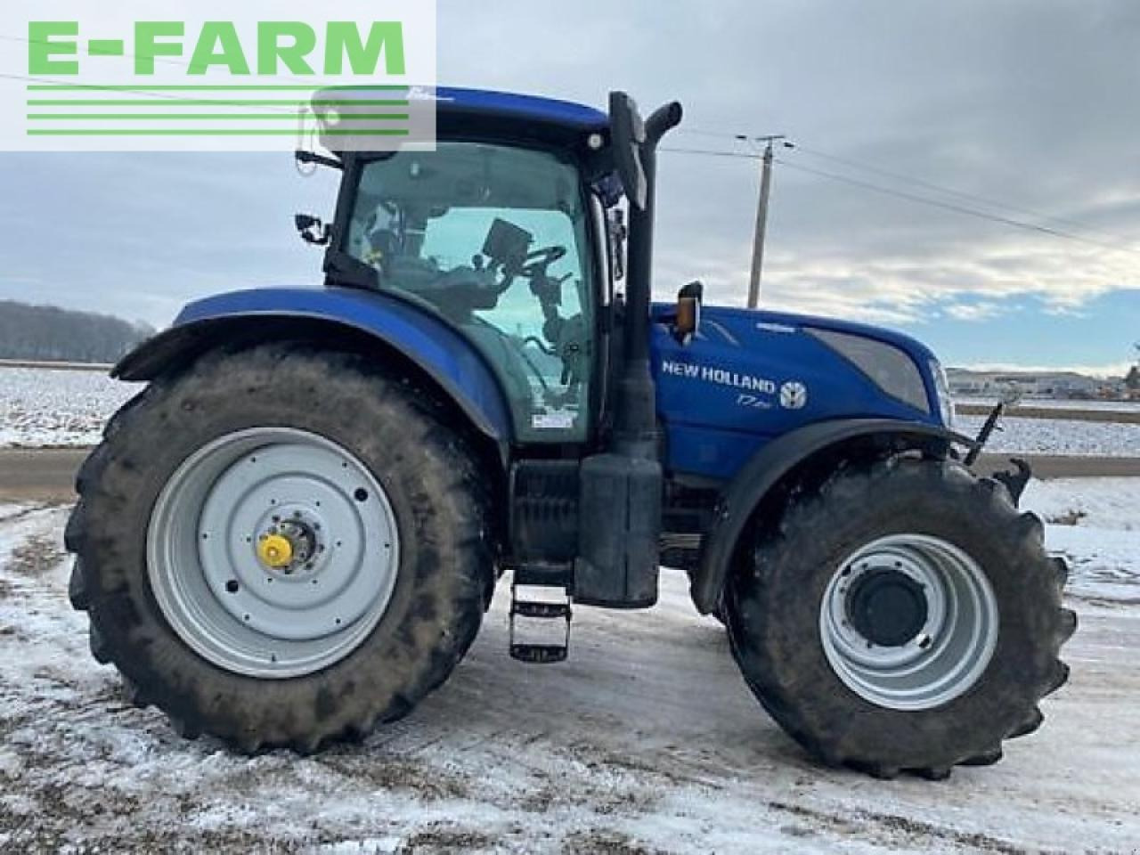 New Holland t7.210 autocommand blue power - Τρακτέρ: φωτογραφία 3 New Holland t7.210 autocommand blue power - Τρακτέρ: φωτογραφία 3
