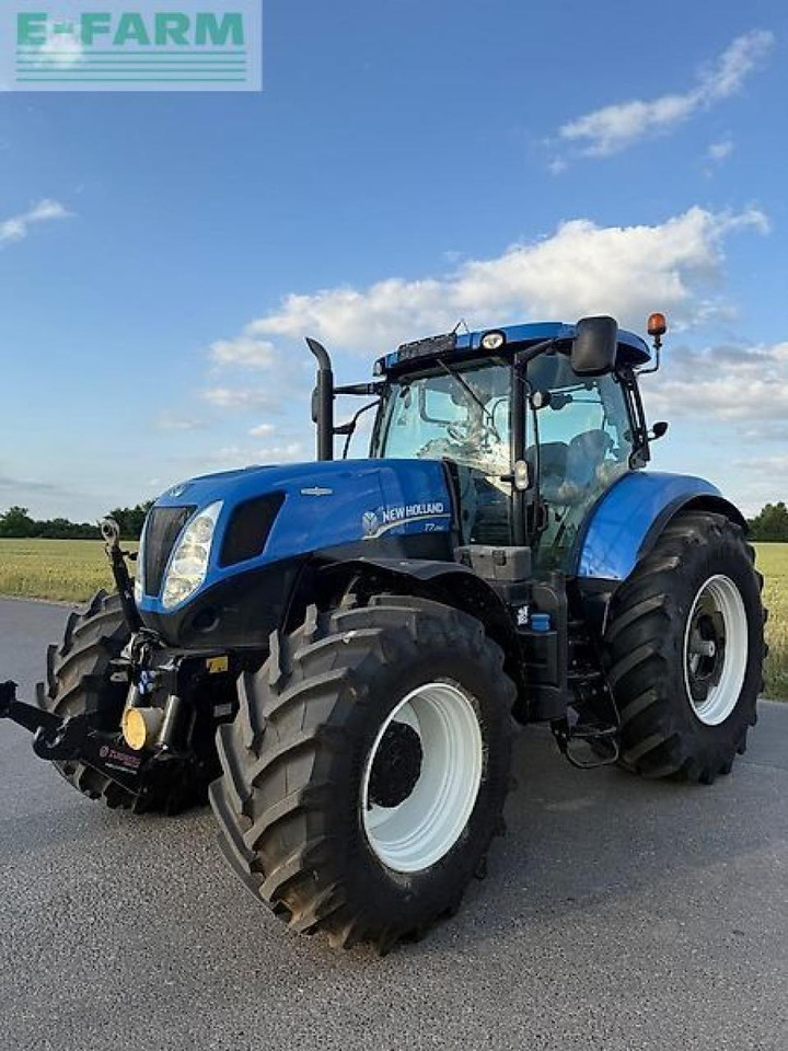 New Holland t7.250 autocommand - Τρακτέρ: φωτογραφία 3 New Holland t7.250 autocommand - Τρακτέρ: φωτογραφία 3