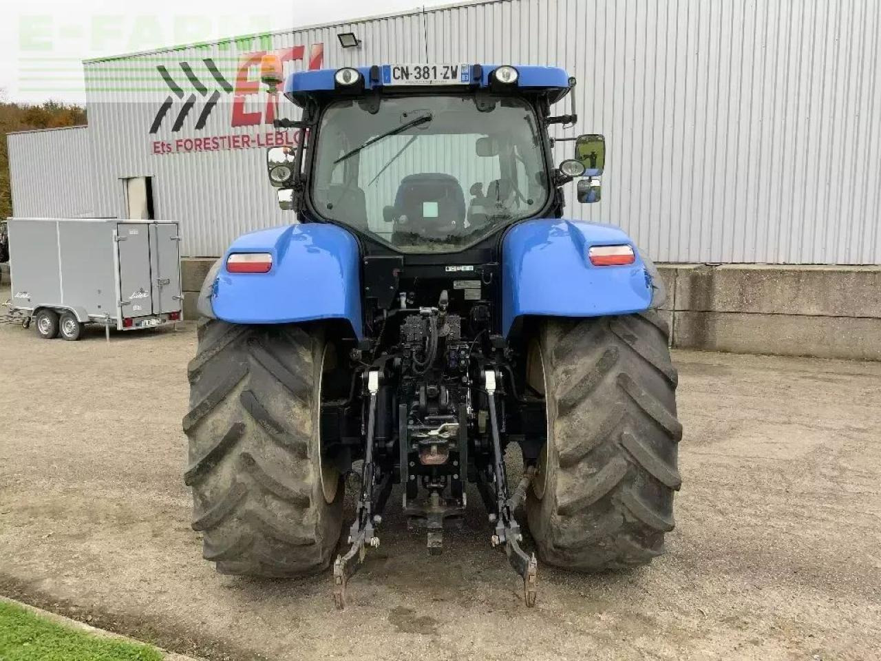New Holland t7.250 - Τρακτέρ: φωτογραφία 5 New Holland t7.250 - Τρακτέρ: φωτογραφία 5