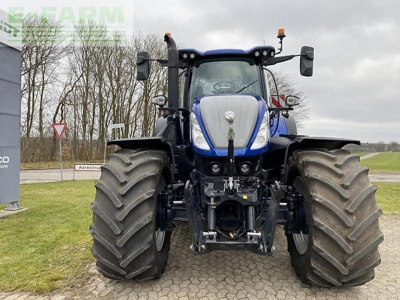 New Holland t7.315 hd blue power HD - Τρακτέρ: φωτογραφία 3 New Holland t7.315 hd blue power HD - Τρακτέρ: φωτογραφία 3