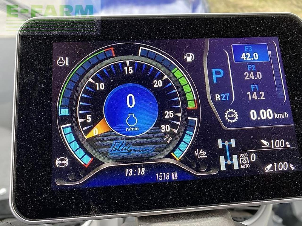 New Holland t7.315 hd blue power HD - Τρακτέρ: φωτογραφία 5 New Holland t7.315 hd blue power HD - Τρακτέρ: φωτογραφία 5