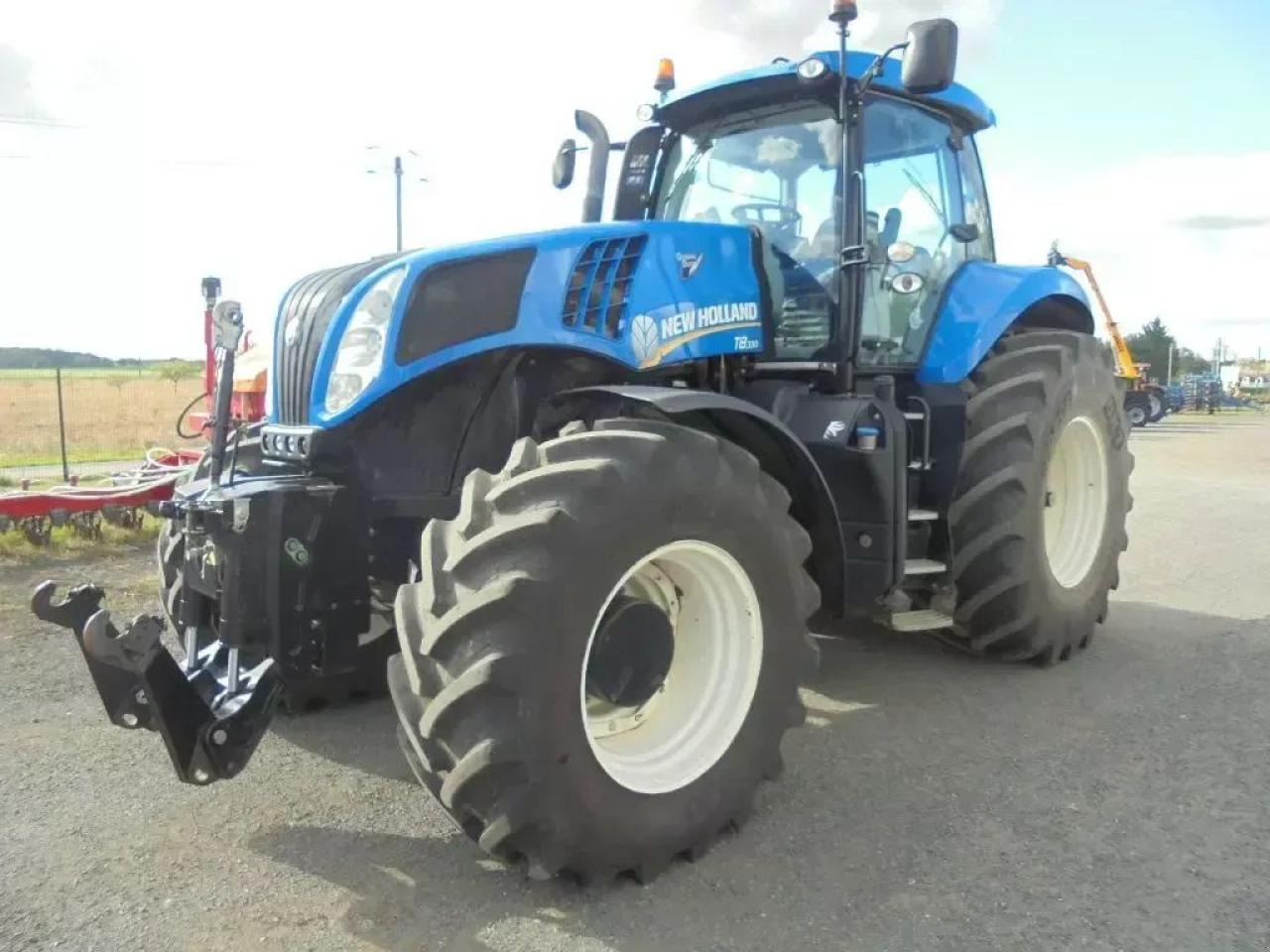 New Holland t8.330 - Τρακτέρ: φωτογραφία 3 New Holland t8.330 - Τρακτέρ: φωτογραφία 3