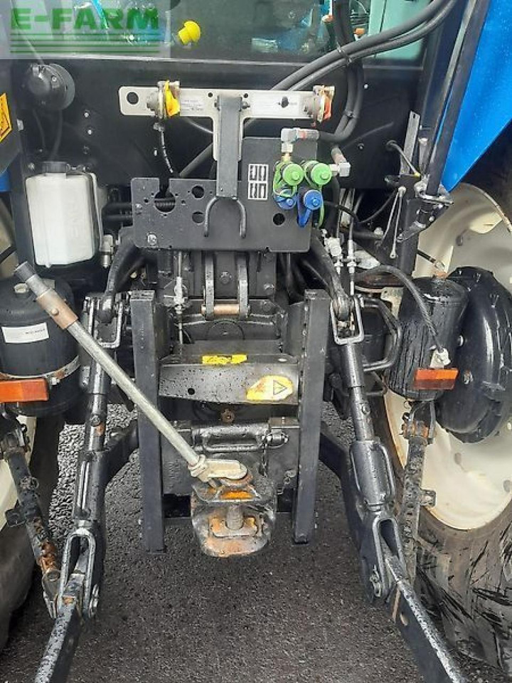 New Holland td5.95 - Τρακτέρ: φωτογραφία 5 New Holland td5.95 - Τρακτέρ: φωτογραφία 5