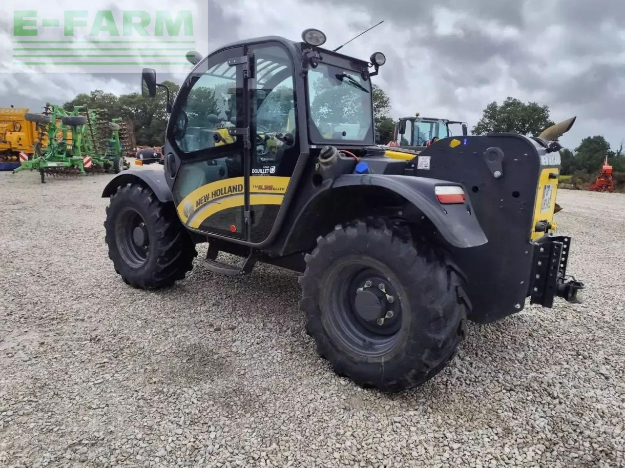 New Holland th6.36 - Τηλεσκοπικός φορτωτής: φωτογραφία 2 New Holland th6.36 - Τηλεσκοπικός φορτωτής: φωτογραφία 2