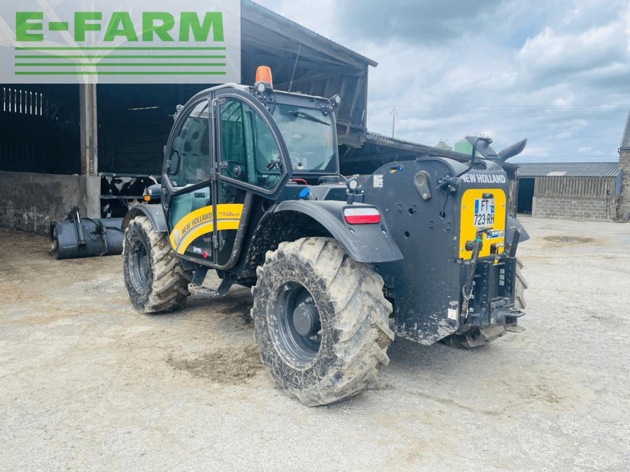 New Holland th7.42 elite s5 - Τηλεσκοπικός φορτωτής: φωτογραφία 2 New Holland th7.42 elite s5 - Τηλεσκοπικός φορτωτής: φωτογραφία 2
