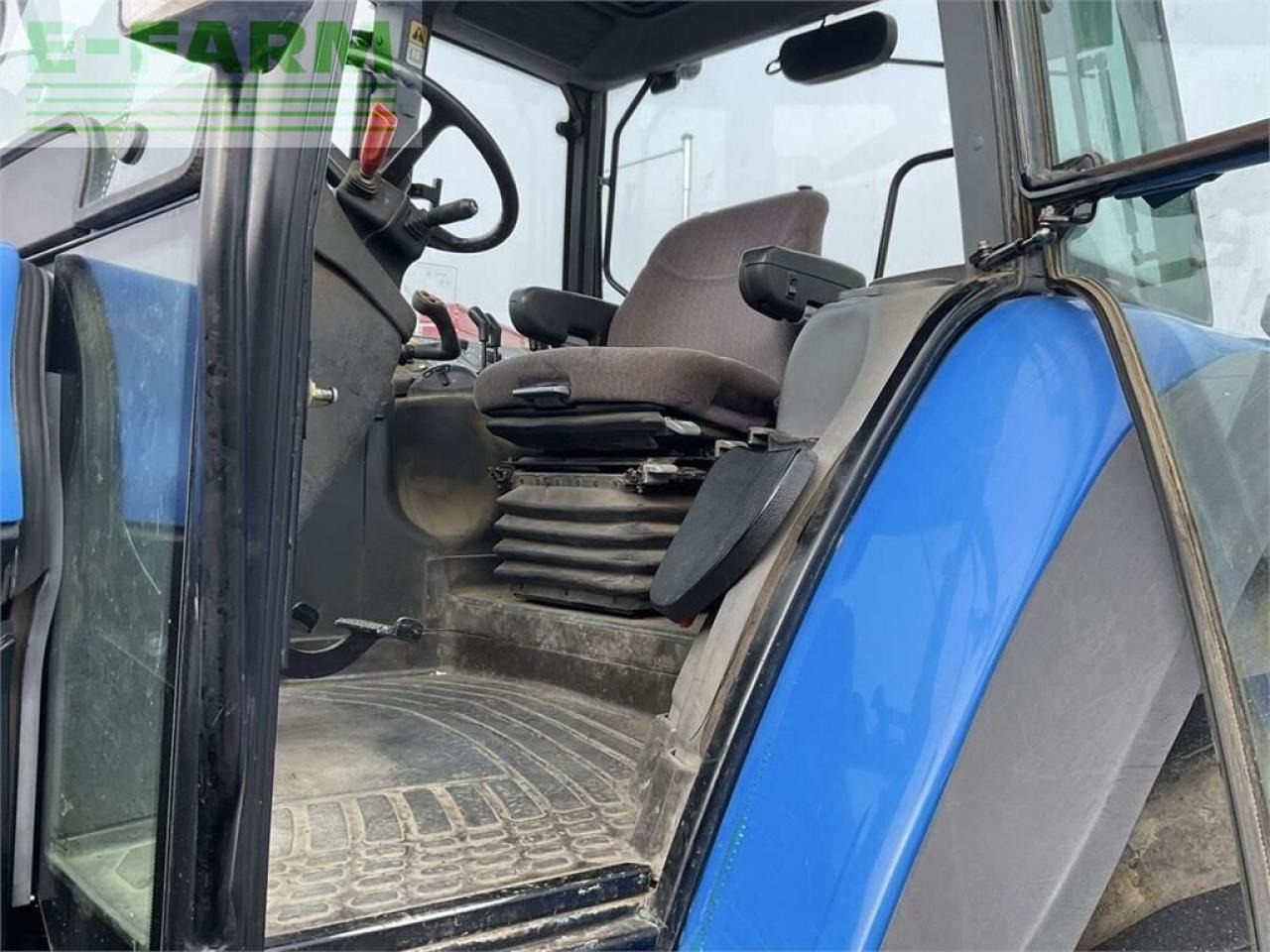 New Holland tm 150 - Τρακτέρ: φωτογραφία 5 New Holland tm 150 - Τρακτέρ: φωτογραφία 5