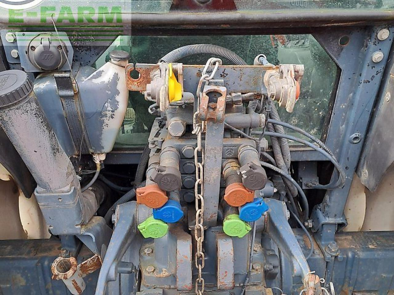 New Holland tn 75 s S - Τρακτέρ: φωτογραφία 5 New Holland tn 75 s S - Τρακτέρ: φωτογραφία 5