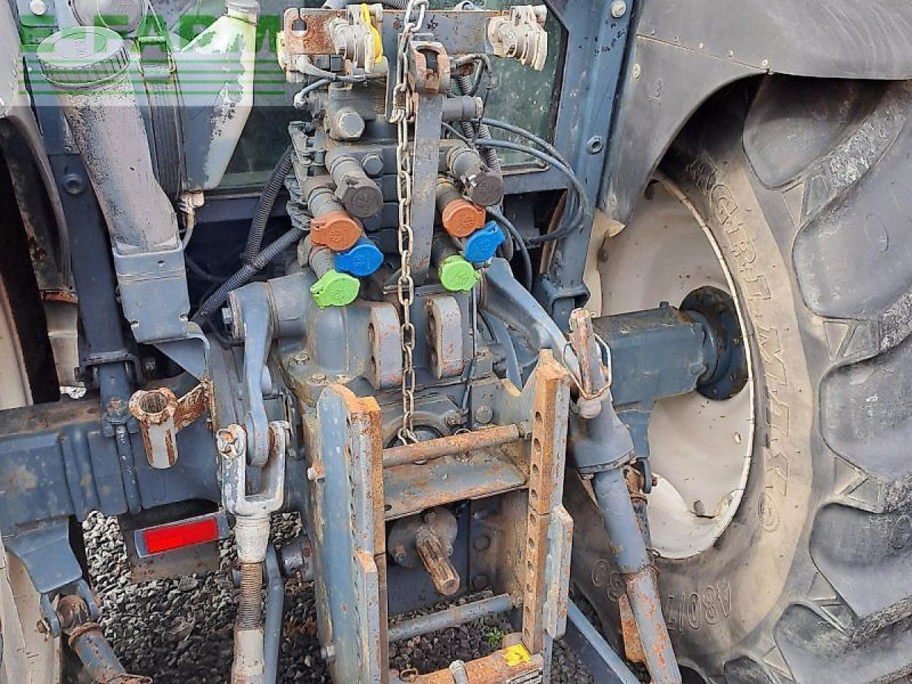 New Holland tn 75 s S - Τρακτέρ: φωτογραφία 4 New Holland tn 75 s S - Τρακτέρ: φωτογραφία 4