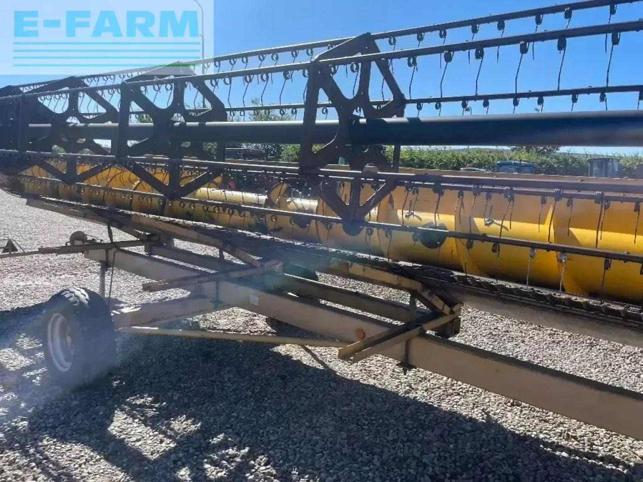 New Holland tx 66 - Θεριζοαλωνιστική μηχανή: φωτογραφία 2 New Holland tx 66 - Θεριζοαλωνιστική μηχανή: φωτογραφία 2