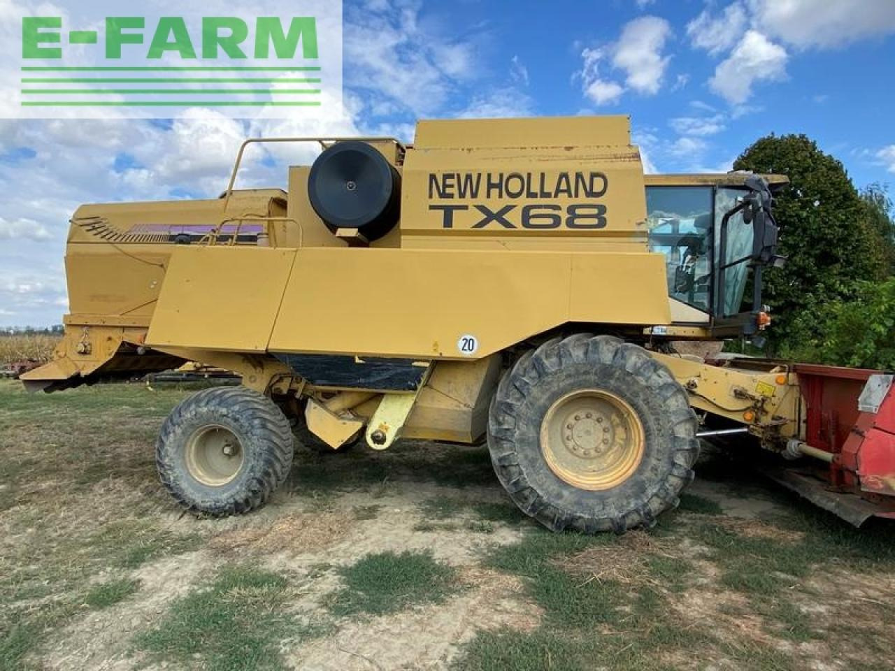 New Holland tx68 - Θεριζοαλωνιστική μηχανή: φωτογραφία 2 New Holland tx68 - Θεριζοαλωνιστική μηχανή: φωτογραφία 2