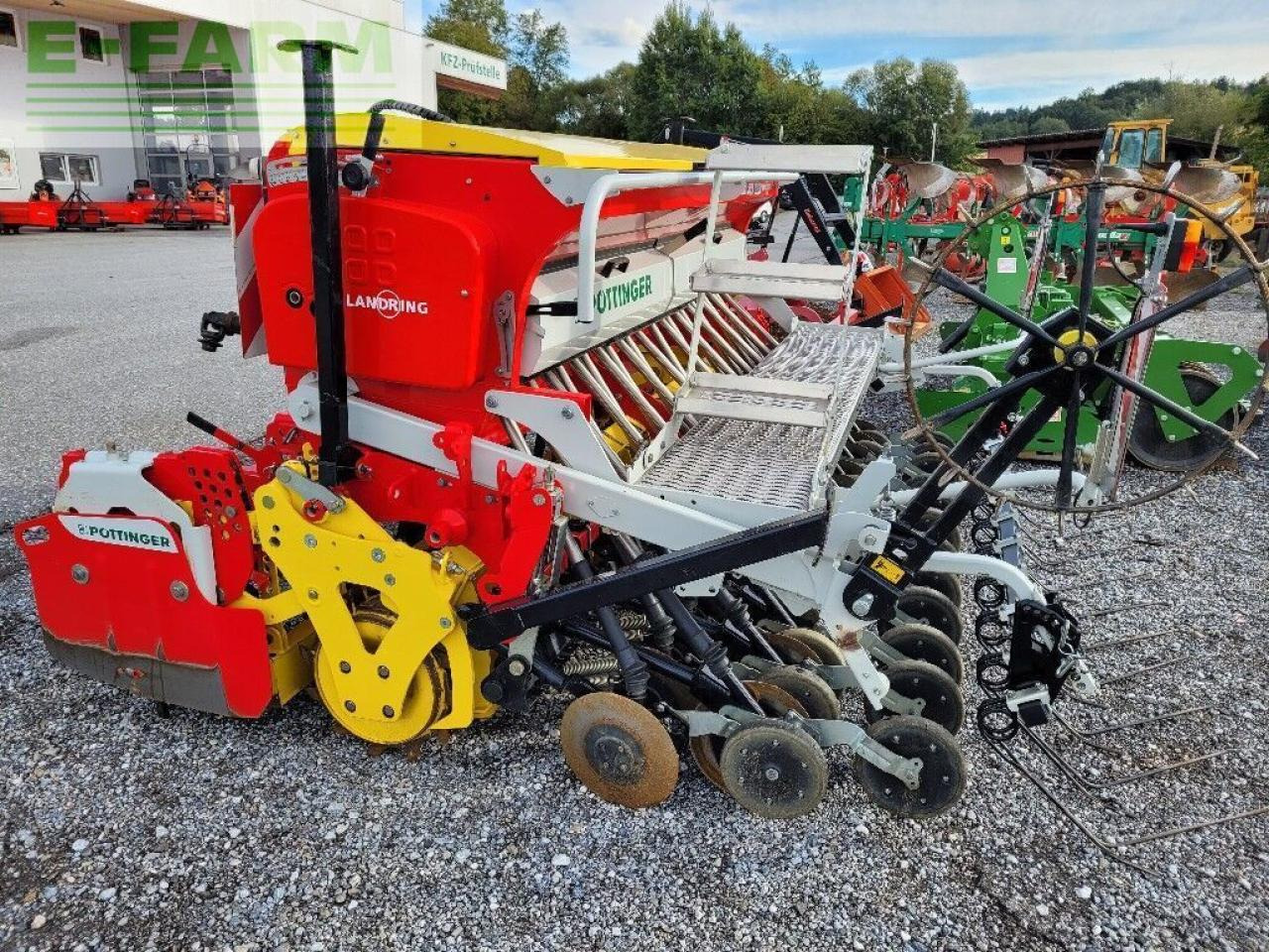 Pöttinger lion 303 classic + vitasem 302 - Σπαρτική με σβάρνα: φωτογραφία 3 Pöttinger lion 303 classic + vitasem 302 - Σπαρτική με σβάρνα: φωτογραφία 3