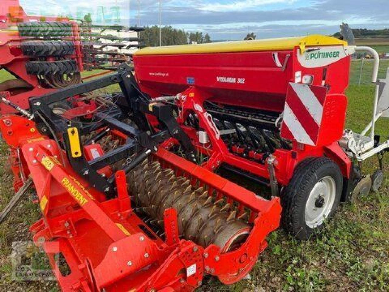 Pöttinger pöttinger vitasem 302 + fradent kreiselegge r303 - Σπαρτική μηχανή: φωτογραφία 3 Pöttinger pöttinger vitasem 302 + fradent kreiselegge r303 - Σπαρτική μηχανή: φωτογραφία 3