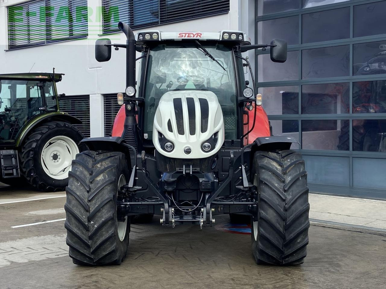 Steyr 4135 profi cvt CVT - Τρακτέρ: φωτογραφία 3 Steyr 4135 profi cvt CVT - Τρακτέρ: φωτογραφία 3