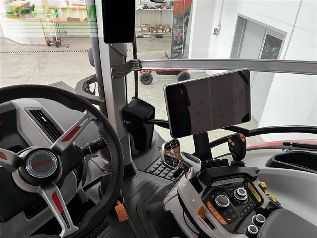 Steyr 6300 terrus cvt (stage v) CVT - Τρακτέρ: φωτογραφία 4 Steyr 6300 terrus cvt (stage v) CVT - Τρακτέρ: φωτογραφία 4