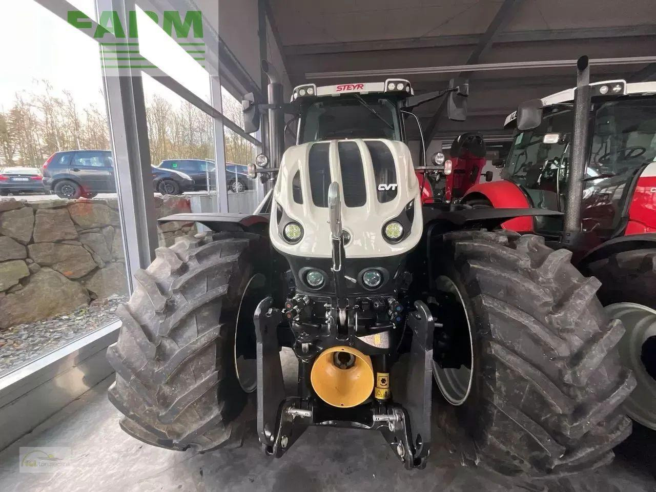 Steyr terrus 6300 cvt CVT - Τρακτέρ: φωτογραφία 2 Steyr terrus 6300 cvt CVT - Τρακτέρ: φωτογραφία 2