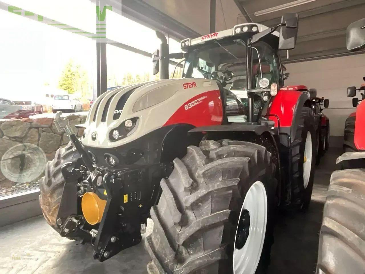 Steyr terrus 6300 cvt CVT - Τρακτέρ: φωτογραφία 3 Steyr terrus 6300 cvt CVT - Τρακτέρ: φωτογραφία 3