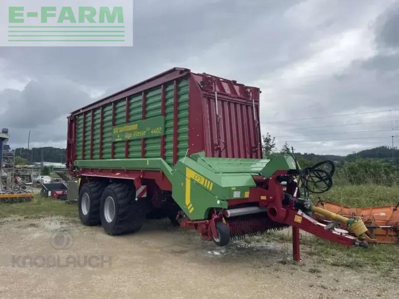 Strautmann giga vitesse cfs 4402 - Βαγόνι ενσίρωσης: φωτογραφία 1 Strautmann giga vitesse cfs 4402 - Βαγόνι ενσίρωσης: φωτογραφία 1