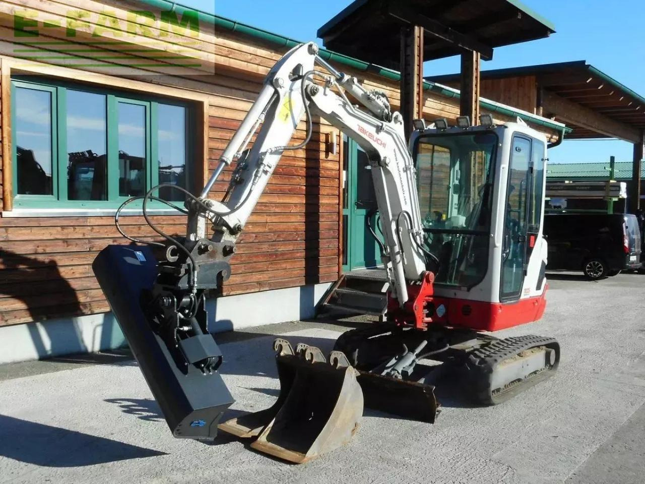 Takeuchi tb 225 ( 2.400kg ) mit hydr. verstellfahrwerk - Μίνι εκσκαφέας: φωτογραφία 2 Takeuchi tb 225 ( 2.400kg ) mit hydr. verstellfahrwerk - Μίνι εκσκαφέας: φωτογραφία 2
