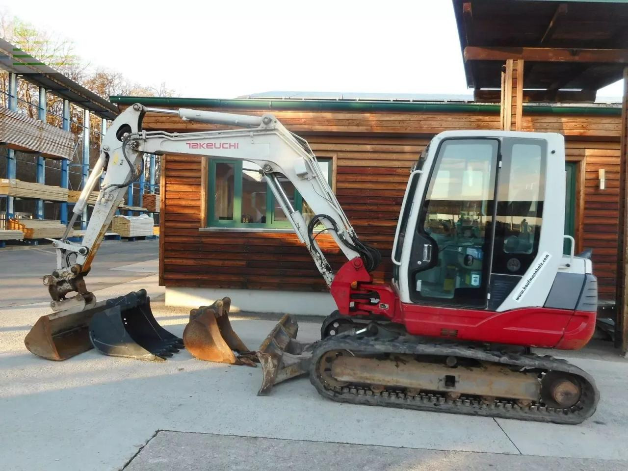 Takeuchi tb 250 mit powertilt + hydr. sw + 3 löffel - Μίνι εκσκαφέας: φωτογραφία 1 Takeuchi tb 250 mit powertilt + hydr. sw + 3 löffel - Μίνι εκσκαφέας: φωτογραφία 1