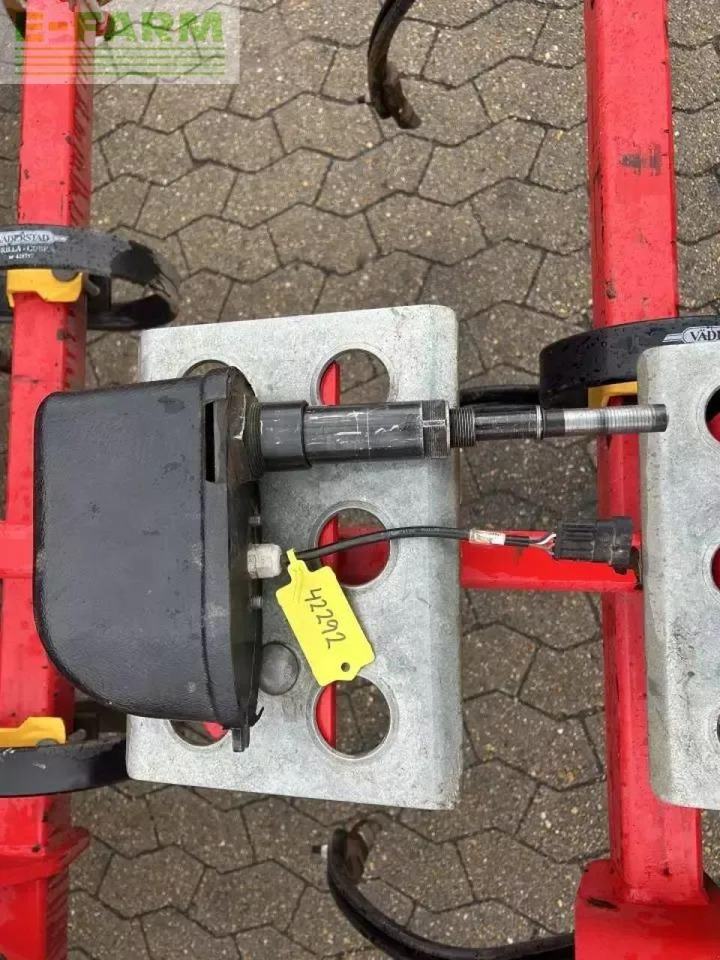 Σπαρτική με σβάρνα Väderstad rapid 400c: φωτογραφία 7 Σπαρτική με σβάρνα Väderstad rapid 400c: φωτογραφία 7