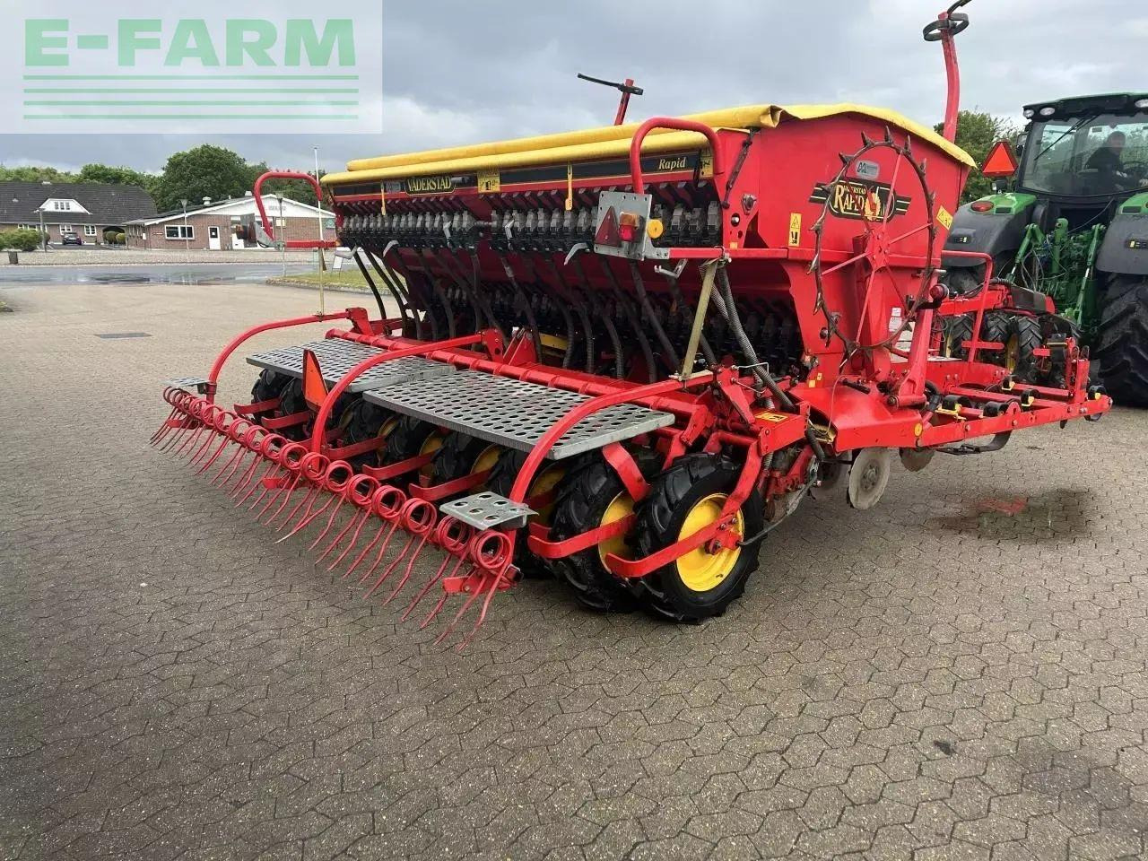 Σπαρτική με σβάρνα Väderstad rapid 400c: φωτογραφία 8 Σπαρτική με σβάρνα Väderstad rapid 400c: φωτογραφία 8