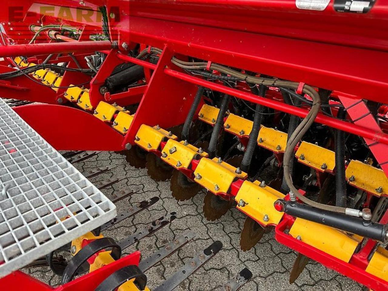 Väderstad rapid 400c - Σπαρτική μηχανή: φωτογραφία 4 Väderstad rapid 400c - Σπαρτική μηχανή: φωτογραφία 4