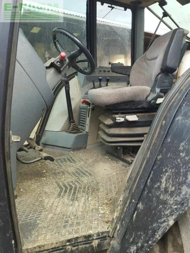 Valtra 8050 hitech HiTech - Τρακτέρ: φωτογραφία 4 Valtra 8050 hitech HiTech - Τρακτέρ: φωτογραφία 4