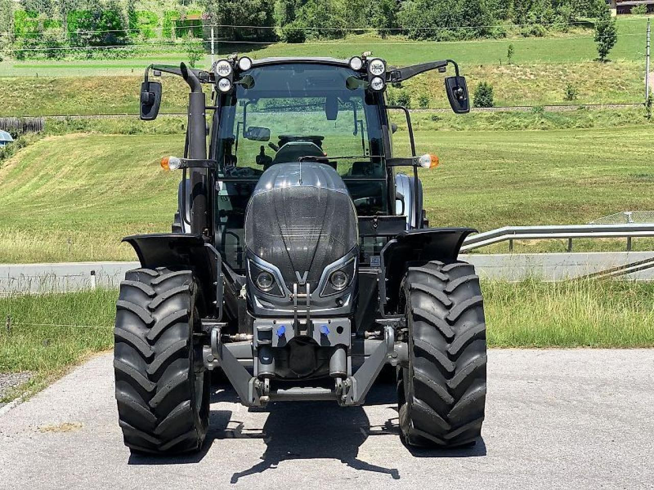 Valtra a 104 ht4 - Τρακτέρ: φωτογραφία 3 Valtra a 104 ht4 - Τρακτέρ: φωτογραφία 3