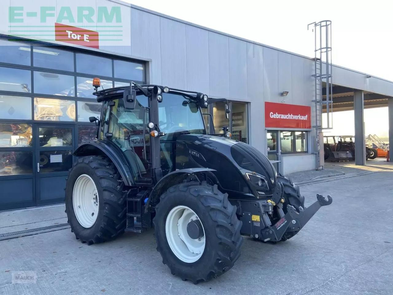 Valtra a 114 - Τρακτέρ: φωτογραφία 3 Valtra a 114 - Τρακτέρ: φωτογραφία 3