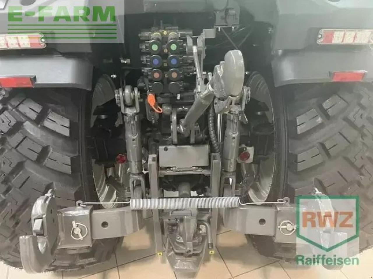 Valtra f105s 2d3 - Τρακτέρ: φωτογραφία 4 Valtra f105s 2d3 - Τρακτέρ: φωτογραφία 4