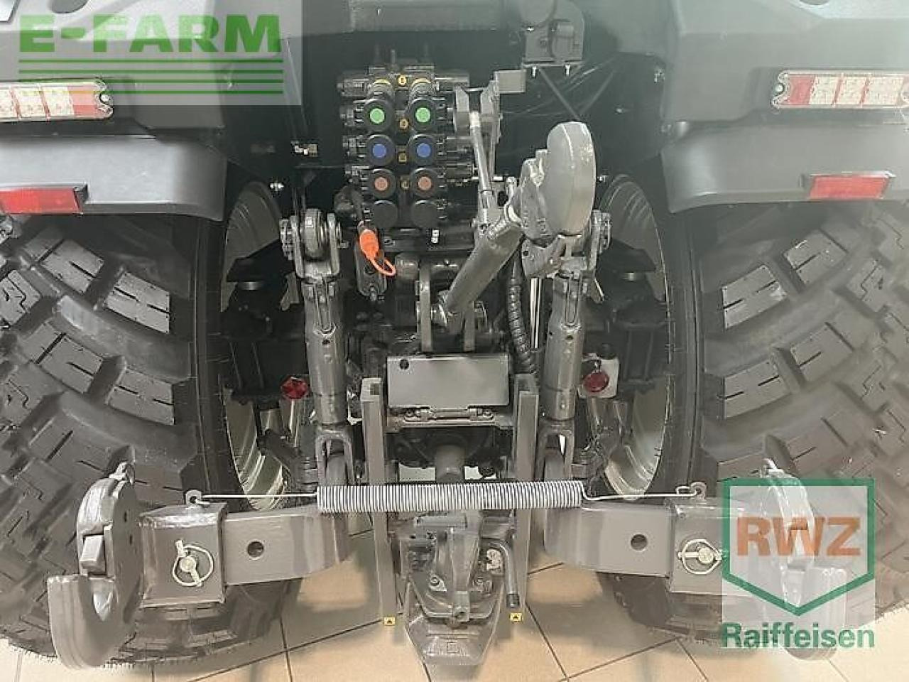 Valtra f105s 2d3 - Τρακτέρ: φωτογραφία 4 Valtra f105s 2d3 - Τρακτέρ: φωτογραφία 4