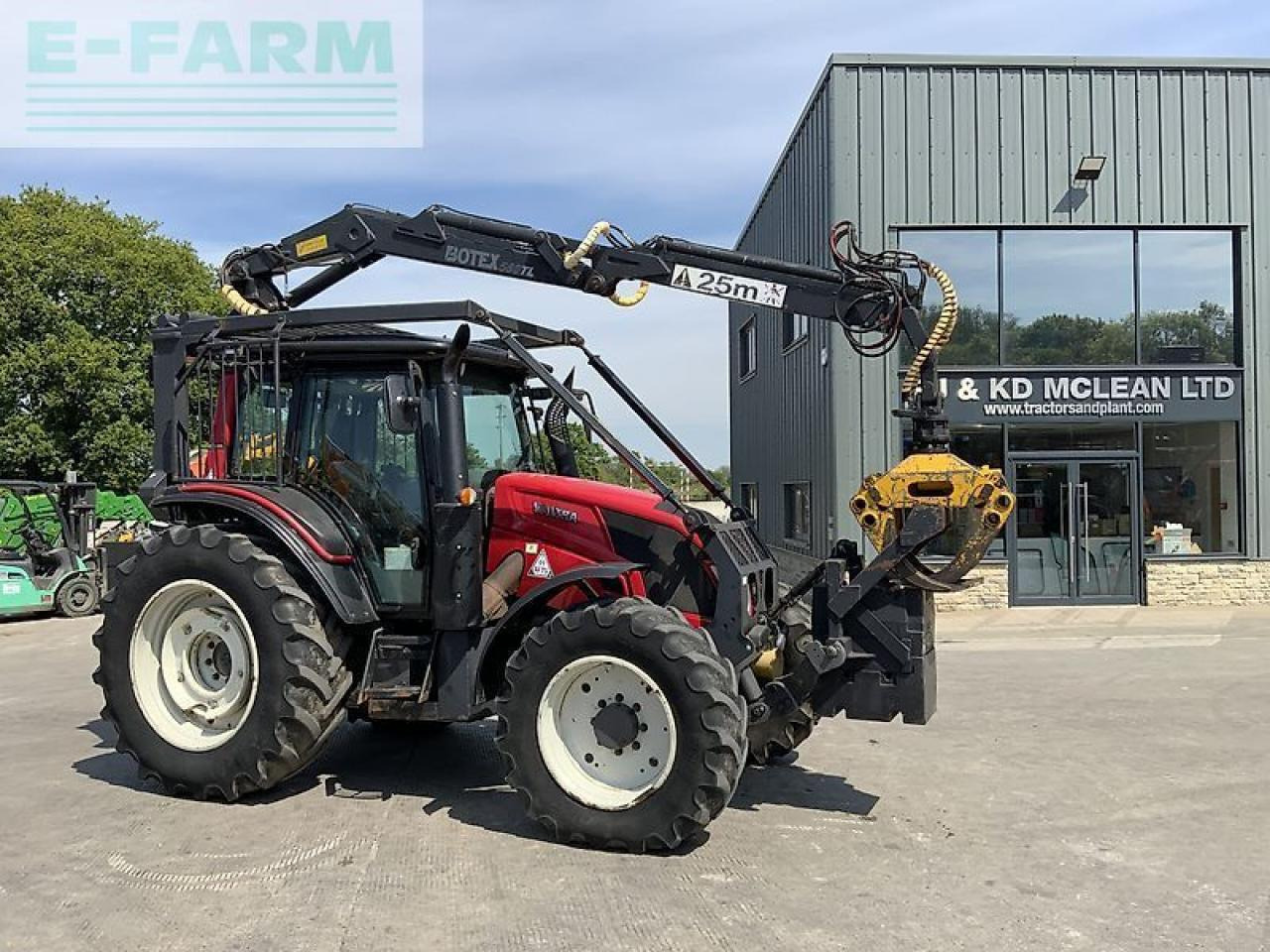 Valtra n123 hi tech tractor with roof mounted botex 560tl crane (st23285) - Τρακτέρ: φωτογραφία 3 Valtra n123 hi tech tractor with roof mounted botex 560tl crane (st23285) - Τρακτέρ: φωτογραφία 3