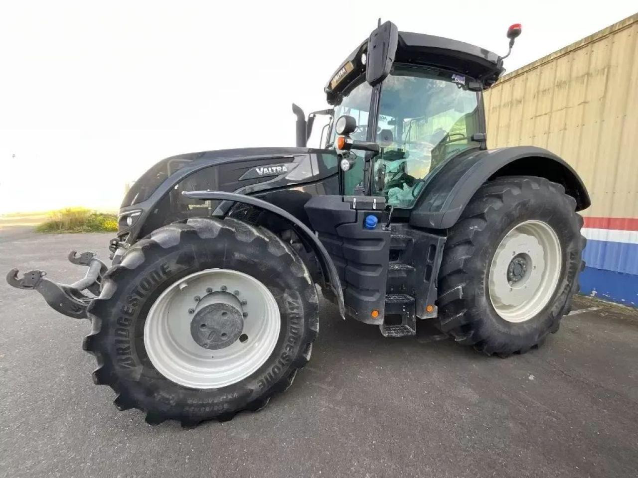 Valtra s324 - Τρακτέρ: φωτογραφία 1 Valtra s324 - Τρακτέρ: φωτογραφία 1