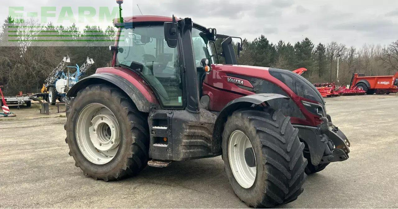 Valtra t 214 v smarttouch - Τρακτέρ: φωτογραφία 2 Valtra t 214 v smarttouch - Τρακτέρ: φωτογραφία 2