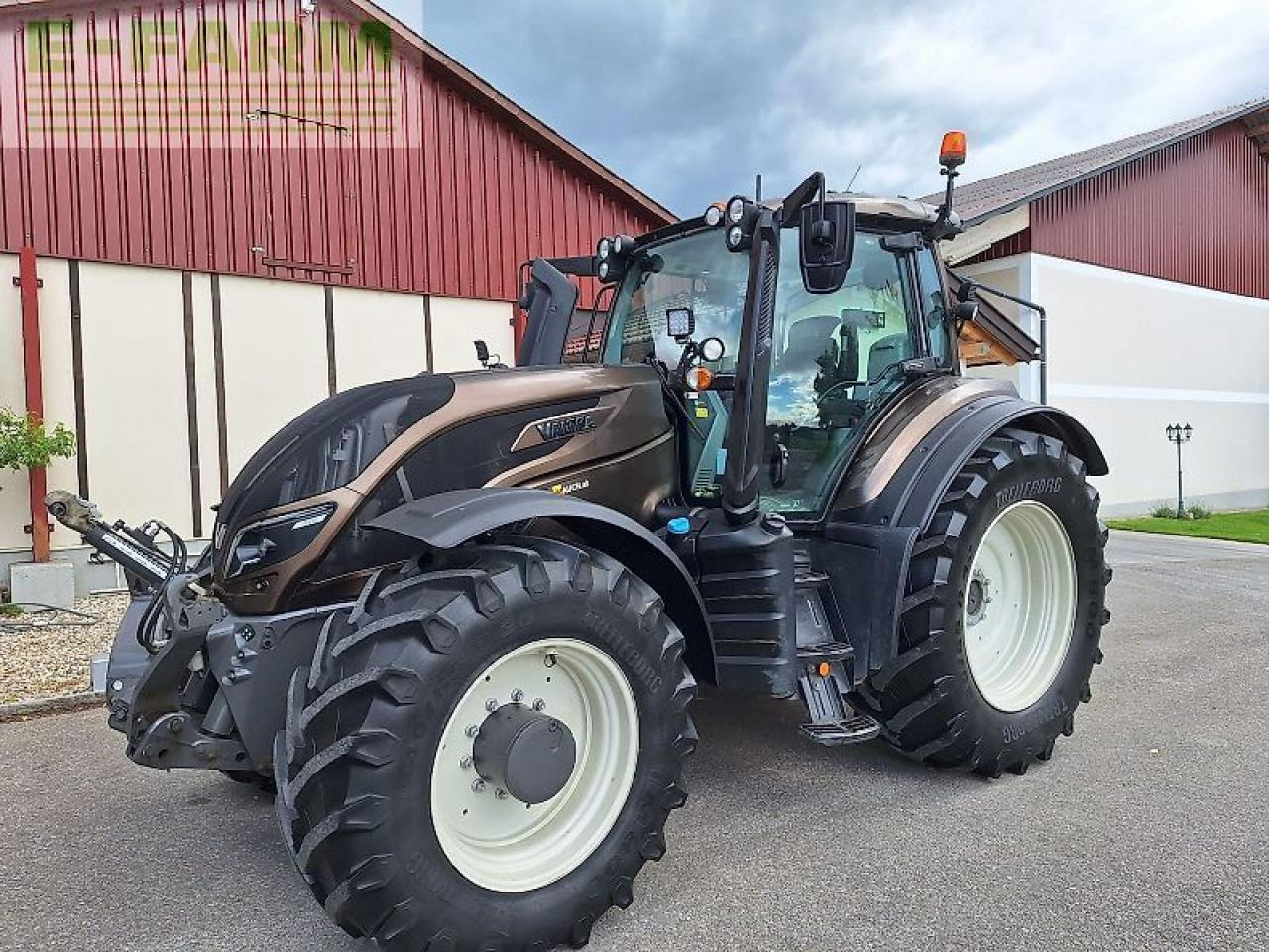 Valtra t214 direct (stufe v) Direct - Τρακτέρ: φωτογραφία 2 Valtra t214 direct (stufe v) Direct - Τρακτέρ: φωτογραφία 2