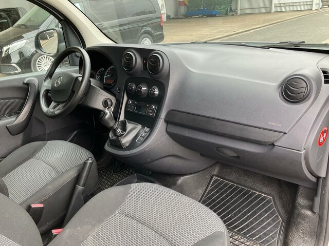 MERCEDES-BENZ Citan 111 Tourer,Klima,Heckflügeltüren,PTS - Επιβατικό βαν: φωτογραφία 4 MERCEDES-BENZ Citan 111 Tourer,Klima,Heckflügeltüren,PTS - Επιβατικό βαν: φωτογραφία 4