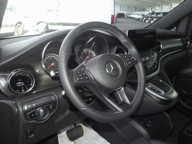 MERCEDES-BENZ EQV 300 Avantgarde Line,lang,7Sitze,2xKlima,LED - Επιβατικό βαν, Ηλεκτρικό van: φωτογραφία 4 MERCEDES-BENZ EQV 300 Avantgarde Line,lang,7Sitze,2xKlima,LED - Επιβατικό βαν, Ηλεκτρικό van: φωτογραφία 4