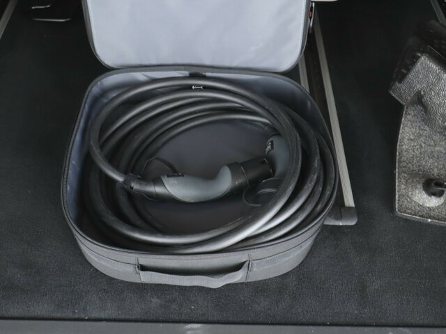 MERCEDES-BENZ EQV 300 Extralang,8Sitze,2xelektr.Schiebetür,LED - Επιβατικό βαν, Ηλεκτρικό van: φωτογραφία 3 MERCEDES-BENZ EQV 300 Extralang,8Sitze,2xelektr.Schiebetür,LED - Επιβατικό βαν, Ηλεκτρικό van: φωτογραφία 3