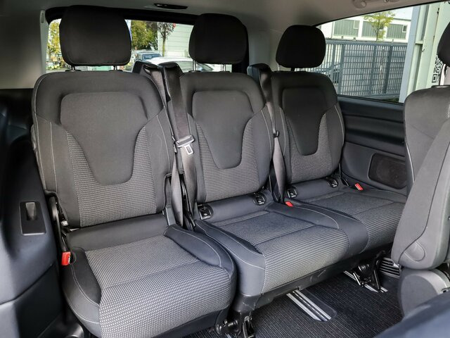 MERCEDES-BENZ EQV 300 lang,7Sitze,Schiebetür elektrisch,LED... - Επιβατικό βαν, Ηλεκτρικό van: φωτογραφία 4 MERCEDES-BENZ EQV 300 lang,7Sitze,Schiebetür elektrisch,LED... - Επιβατικό βαν, Ηλεκτρικό van: φωτογραφία 4