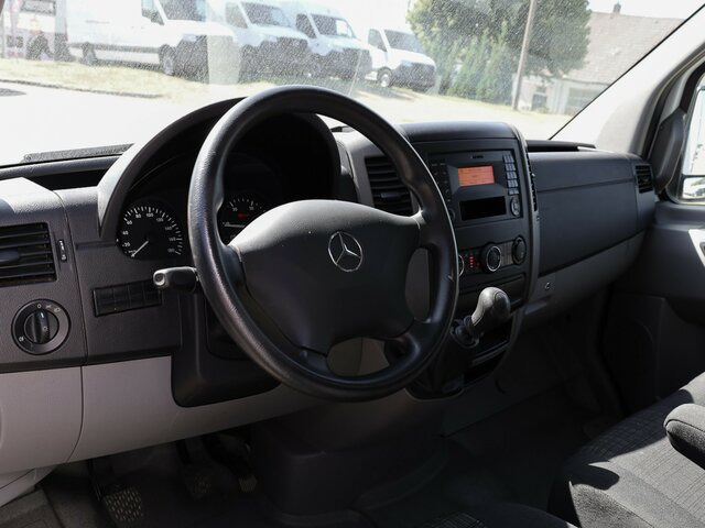 MERCEDES-BENZ Sprinter 316CDI Pritsche,Allrad,Klima - Επαγγελματικό αυτοκίνητο με μουσαμά: φωτογραφία 4 MERCEDES-BENZ Sprinter 316CDI Pritsche,Allrad,Klima - Επαγγελματικό αυτοκίνητο με μουσαμά: φωτογραφία 4