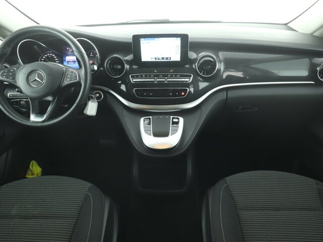 MERCEDES-BENZ V 220 d,6Sitze,Tisch,Distronic,Standheizung,LED - Μικρό λεωφορείο, Επιβατικό βαν: φωτογραφία 2 MERCEDES-BENZ V 220 d,6Sitze,Tisch,Distronic,Standheizung,LED - Μικρό λεωφορείο, Επιβατικό βαν: φωτογραφία 2