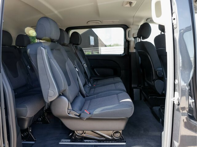 MERCEDES-BENZ V 220 d STYLE kompakt,8Sitzer,Standheizung,AHK... - Μικρό λεωφορείο, Επιβατικό βαν: φωτογραφία 2 MERCEDES-BENZ V 220 d STYLE kompakt,8Sitzer,Standheizung,AHK... - Μικρό λεωφορείο, Επιβατικό βαν: φωτογραφία 2