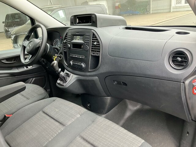 MERCEDES-BENZ Vito114 Mixto Extralang,Klima,Tempomat,Standhzg... - Μικρό λεωφορείο, Επιβατικό βαν: φωτογραφία 4 MERCEDES-BENZ Vito114 Mixto Extralang,Klima,Tempomat,Standhzg... - Μικρό λεωφορείο, Επιβατικό βαν: φωτογραφία 4