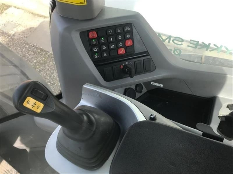 New Holland W190D - Ελαστιχοφόρος φορτωτής: φωτογραφία 4 New Holland W190D - Ελαστιχοφόρος φορτωτής: φωτογραφία 4