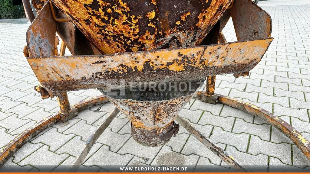 Leasing Betonsilo Krankübel Betonbombe 750 l 1016 H Betonsilo Krankübel Betonbombe 750 l 1016 H: φωτογραφία 11 Leasing Betonsilo Krankübel Betonbombe 750 l 1016 H Betonsilo Krankübel Betonbombe 750 l 1016 H: φωτογραφία 11