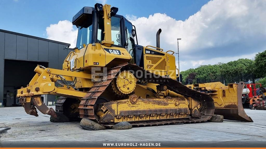 CAT D6N T4 LGP Ripper hydraulische 6-Wege-Verstellung - Μπουλντόζα: φωτογραφία 4 CAT D6N T4 LGP Ripper hydraulische 6-Wege-Verstellung - Μπουλντόζα: φωτογραφία 4
