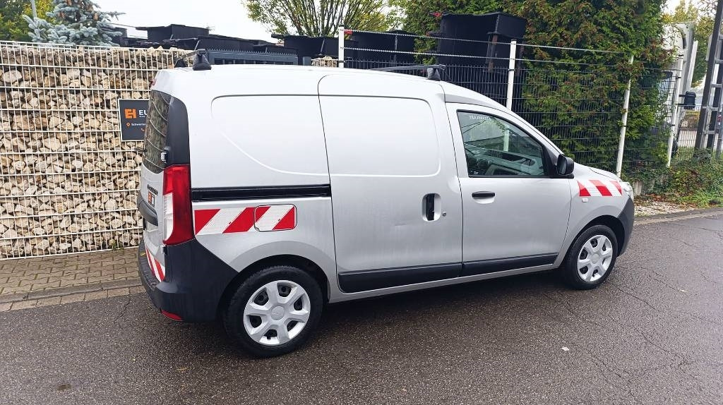 Dacia Dokker Transporter, Kastenwagen, Werkstattschränke - Μικρό βαν: φωτογραφία 4 Dacia Dokker Transporter, Kastenwagen, Werkstattschränke - Μικρό βαν: φωτογραφία 4