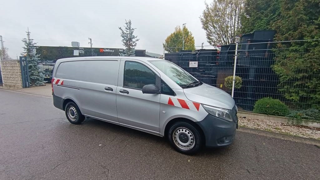 Mercedes-Benz Vito 114 CDI Werkstattschränke, Standheizung, PDC  - Επαγγελματικό αυτοκίνητο κόφα: φωτογραφία 3 Mercedes-Benz Vito 114 CDI Werkstattschränke, Standheizung, PDC  - Επαγγελματικό αυτοκίνητο κόφα: φωτογραφία 3