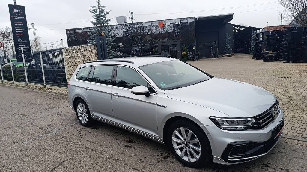 Volkswagen Passat GTE 1.4 TSI DSG GTE Plug-in-Hybrid 1. Hand - Αυτοκίνητο: φωτογραφία 1 Volkswagen Passat GTE 1.4 TSI DSG GTE Plug-in-Hybrid 1. Hand - Αυτοκίνητο: φωτογραφία 1